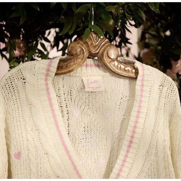 SHIPS IN 24 HRS Taylor Swift LOVER CARDIGAN RARE NEW IN HAND LARGE - Picture 6 of 9